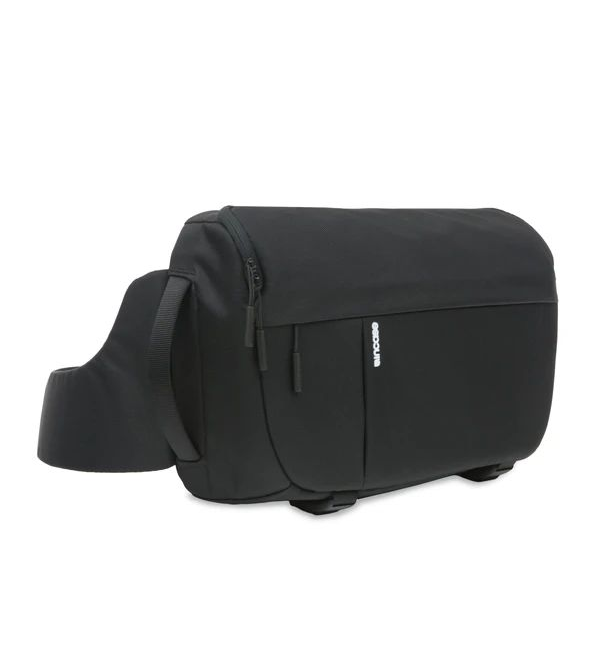 Рюкзак Incase DSLR Sling Pack - Nylon - Black